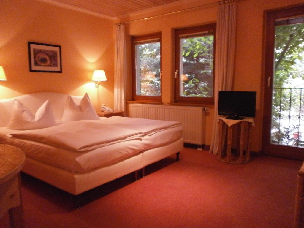 Gasthof Und Landhotel Zur Ausspanne Klipphausen Habitación foto
