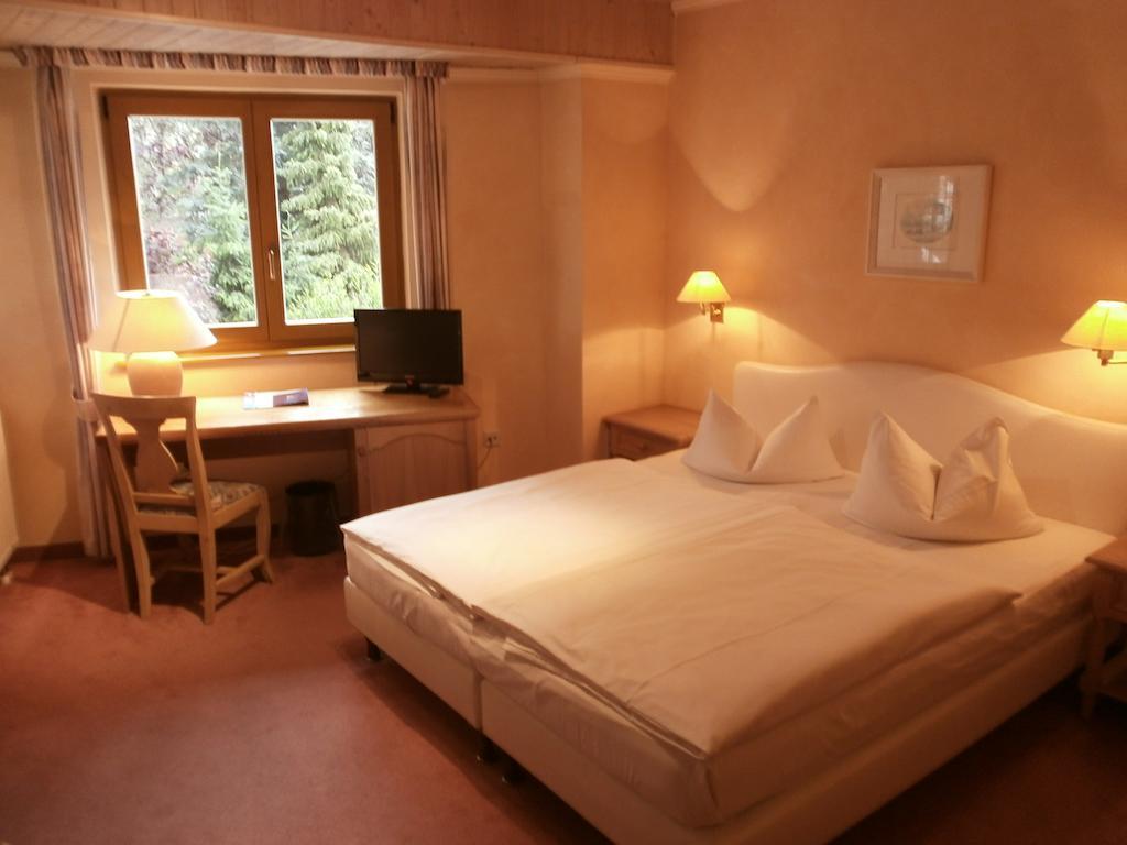 Gasthof Und Landhotel Zur Ausspanne Klipphausen Habitación foto